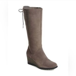Ugg Dawna waterproof kneehigh boots 9.5